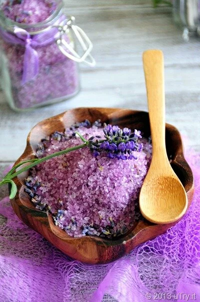 How To Make Homemade Lavender Bath Salts