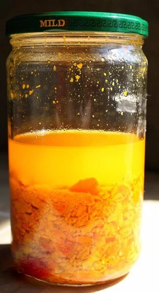 Simple Way to Make Orange Essential Oil with Orange Peels